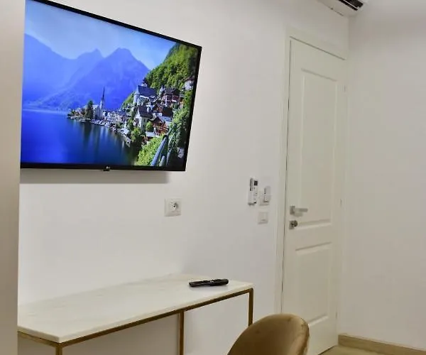 San Leonardo Bed & Breakfast *